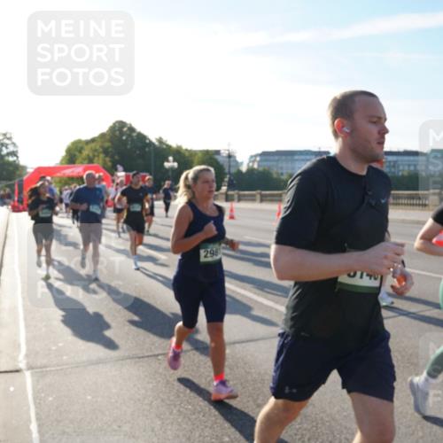 07.09.2025 - BARMER Alsterlauf Yannick Fuchs http://msf.ph/oto/8732124 07.09.2025 09:03:13 Laufen 298, 4932, 493 meine-sportfotos.de