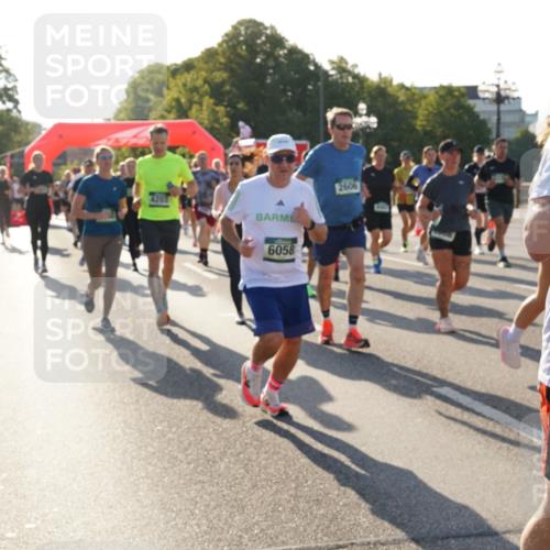 07.09.2025 - BARMER Alsterlauf Yannick Fuchs http://msf.ph/oto/8732176 07.09.2025 09:03:20 Laufen 6058, 2606, 60 meine-sportfotos.de