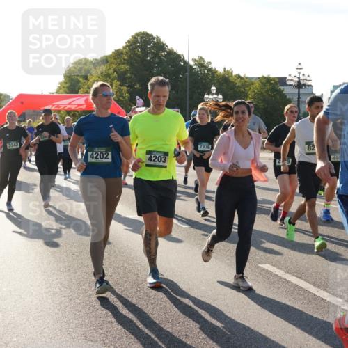 07.09.2025 - BARMER Alsterlauf Yannick Fuchs http://msf.ph/oto/8732191 07.09.2025 09:03:22 Laufen 3342, 4202, 4203, 2336, 82, 498, 36, 2606 meine-sportfotos.de