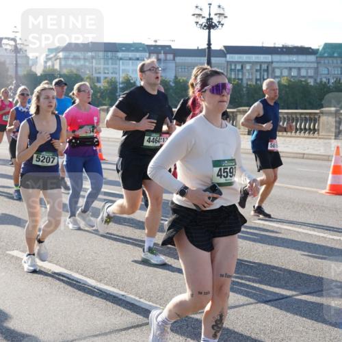 07.09.2025 - BARMER Alsterlauf Yannick Fuchs http://msf.ph/oto/8732262 07.09.2025 09:03:45 Laufen 5767, 6189, 32, 5207, 4464, 12, 459, 5819 meine-sportfotos.de