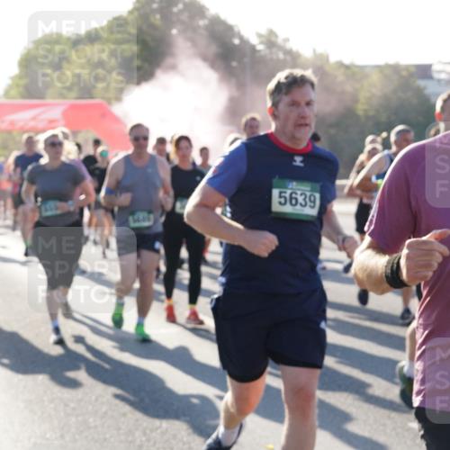 07.09.2025 - BARMER Alsterlauf Yannick Fuchs http://msf.ph/oto/8732280 07.09.2025 09:03:47 Laufen 5639, 34, 36, 4258 meine-sportfotos.de