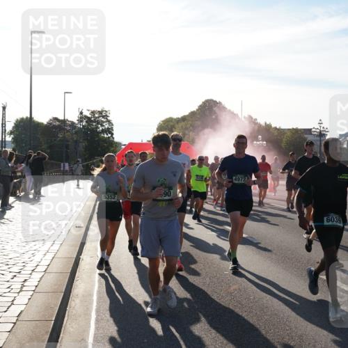 07.09.2025 - BARMER Alsterlauf Yannick Fuchs http://msf.ph/oto/8732316 07.09.2025 09:03:51 Laufen 44614, 590, 5352, 5339, 4972, 6039, 4698 meine-sportfotos.de