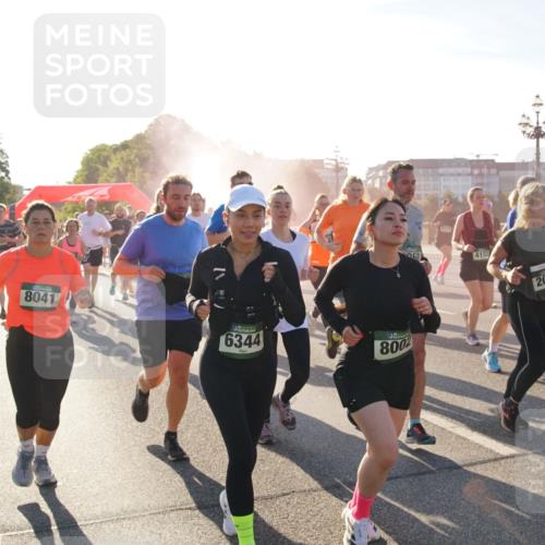 07.09.2025 - BARMER Alsterlauf Yannick Fuchs http://msf.ph/oto/8732352 07.09.2025 09:03:57 Laufen 8041, 6344, 8002, 268, 4153, 7, 2064 meine-sportfotos.de