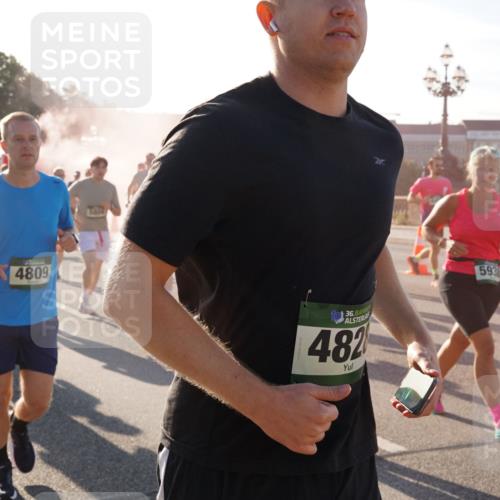07.09.2025 - BARMER Alsterlauf Yannick Fuchs http://msf.ph/oto/8732397 07.09.2025 09:04:02 Laufen 4265, 4809, 36, 482, 593, 591 meine-sportfotos.de
