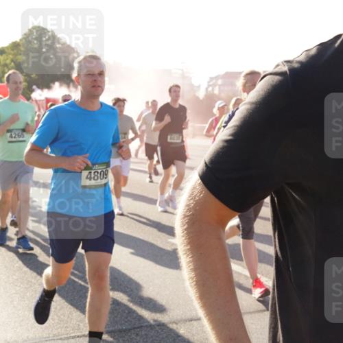 07.09.2025 - BARMER Alsterlauf Yannick Fuchs http://msf.ph/oto/8732400 07.09.2025 09:04:02 Laufen 537, 5012, 4265, 4809, 8035, 4 meine-sportfotos.de