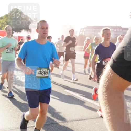 07.09.2025 - BARMER Alsterlauf Yannick Fuchs http://msf.ph/oto/8732402 07.09.2025 09:04:02 Laufen 5379, 4265, 4809, 52 meine-sportfotos.de