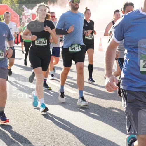 07.09.2025 - BARMER Alsterlauf Yannick Fuchs http://msf.ph/oto/8732553 07.09.2025 09:04:21 Laufen 22, 8003, 4063, 5437, 0236, 36, 2217 meine-sportfotos.de