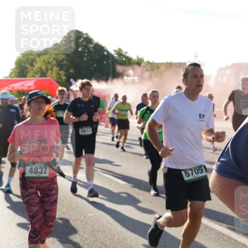 07.09.2025 - BARMER Alsterlauf Yannick Fuchs http://msf.ph/oto/8732573 07.09.2025 09:04:24 Laufen 4837, 5612, 5705 meine-sportfotos.de