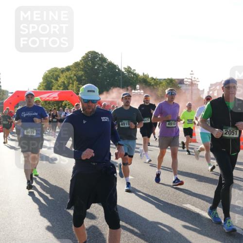 07.09.2025 - BARMER Alsterlauf Yannick Fuchs http://msf.ph/oto/8732599 07.09.2025 09:04:27 Laufen 66614, 8076, 25, 8425, 4915, 4910, 2051 meine-sportfotos.de