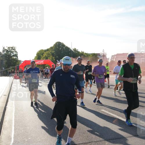 07.09.2025 - BARMER Alsterlauf Yannick Fuchs http://msf.ph/oto/8732601 07.09.2025 09:04:27 Laufen 25, 8425, 4910, 8076, 051 meine-sportfotos.de