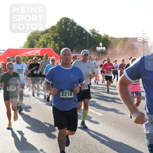 07.09.2025 - BARMER Alsterlauf Yannick Fuchs http://msf.ph/oto/8732628 07.09.2025 09:04:32 Laufen 2708, 4061, 561, 2218, 444, 36, 2518 meine-sportfotos.de