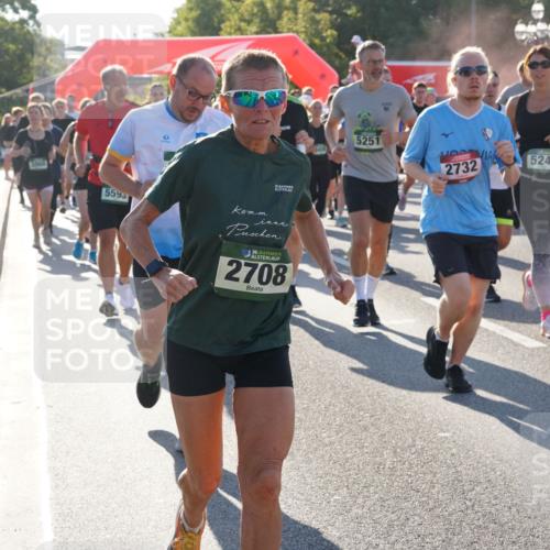 07.09.2025 - BARMER Alsterlauf Yannick Fuchs http://msf.ph/oto/8732636 07.09.2025 09:04:34 Laufen 44414, 3900, 5593, 36, 2708, 5251, 2732, 5244, 354, 8283 meine-sportfotos.de