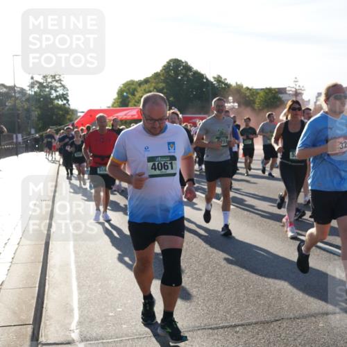 07.09.2025 - BARMER Alsterlauf Yannick Fuchs http://msf.ph/oto/8732644 07.09.2025 09:04:35 Laufen 1971, 4061, 32, 8283580, 26330 meine-sportfotos.de