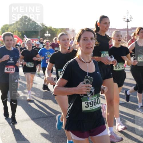 07.09.2025 - BARMER Alsterlauf Yannick Fuchs http://msf.ph/oto/8732684 07.09.2025 09:04:40 Laufen 4871, 3765, 3960, 561, 5613, 5312 meine-sportfotos.de
