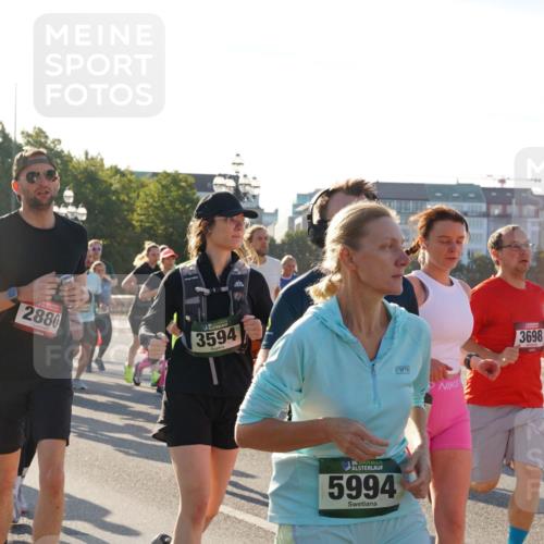 07.09.2025 - BARMER Alsterlauf Yannick Fuchs http://msf.ph/oto/8732707 07.09.2025 09:04:55 Laufen 143, 2880, 3594, 36, 5994, 3698 meine-sportfotos.de