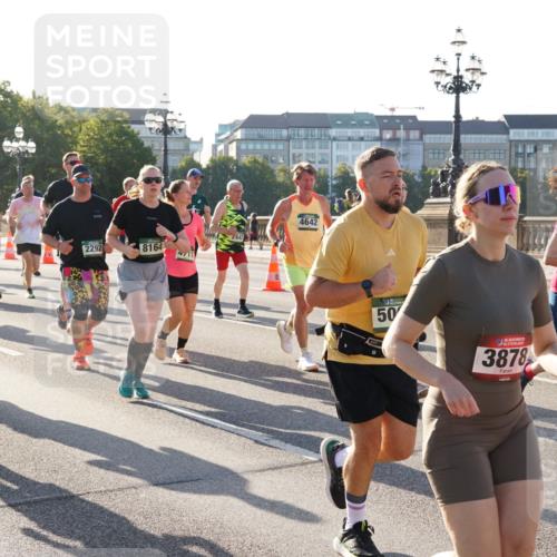 07.09.2025 - BARMER Alsterlauf Yannick Fuchs http://msf.ph/oto/8732747 07.09.2025 09:05:06 Laufen 2292, 3433, 8164, 4642, 50, 136, 3878, 507, 7777 meine-sportfotos.de