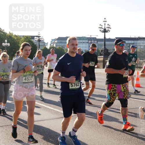 07.09.2025 - BARMER Alsterlauf Yannick Fuchs http://msf.ph/oto/8732765 07.09.2025 09:05:08 Laufen 3043, 5755, 4537, 5176, 5762, 2952, 6005, 2292, 4711 meine-sportfotos.de