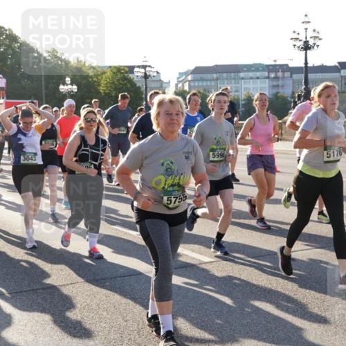 07.09.2025 - BARMER Alsterlauf Yannick Fuchs http://msf.ph/oto/8732775 07.09.2025 09:05:10 Laufen 4572, 8078, 3043, 2006, 3047, 26, 5755, 201, 5998, 5176, 482 meine-sportfotos.de