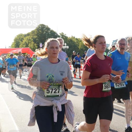 07.09.2025 - BARMER Alsterlauf Yannick Fuchs http://msf.ph/oto/8732872 07.09.2025 09:05:26 Laufen 1994, 2018, 4090, 36, 5727, 36, 4474, 565, 5291, 5918 meine-sportfotos.de