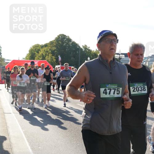 07.09.2025 - BARMER Alsterlauf Yannick Fuchs http://msf.ph/oto/8732884 07.09.2025 09:05:43 Laufen 602, 4919, 4922, 4921, 3940, 36, 4775, 2038, 3466, 20 meine-sportfotos.de