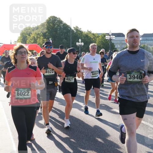 07.09.2025 - BARMER Alsterlauf Yannick Fuchs http://msf.ph/oto/8732892 07.09.2025 09:05:46 Laufen 5408, 6022, 59, 4922, 4921, 6054, 3940, 3006 meine-sportfotos.de