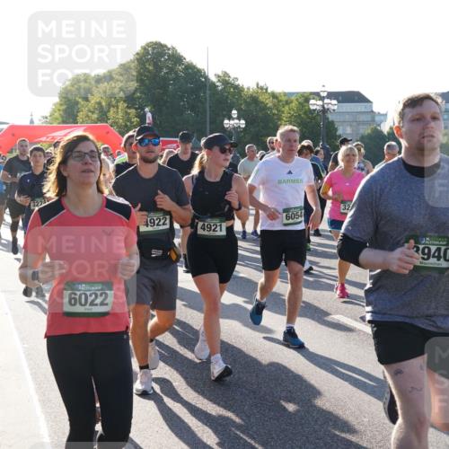 07.09.2025 - BARMER Alsterlauf Yannick Fuchs http://msf.ph/oto/8732895 07.09.2025 09:05:46 Laufen 5408, 978, 3224, 6022, 4922, 4921, 6054, 32, 36, 3940, 3006 meine-sportfotos.de