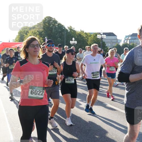 07.09.2025 - BARMER Alsterlauf Yannick Fuchs http://msf.ph/oto/8732896 07.09.2025 09:05:46 Laufen 5408, 3224, 136, 6022, 4922, 4921, 6054, 3231, 3940 meine-sportfotos.de