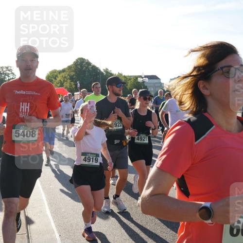 07.09.2025 - BARMER Alsterlauf Yannick Fuchs http://msf.ph/oto/8732898 07.09.2025 09:05:47 Laufen 30, 5408, 4919, 922, 4921, 6022 meine-sportfotos.de