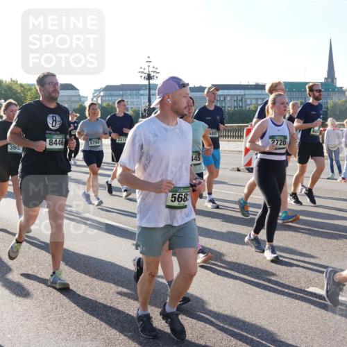 07.09.2025 - BARMER Alsterlauf Yannick Fuchs http://msf.ph/oto/8732920 07.09.2025 09:05:51 Laufen 5978, 205, 8446, 3311, 5760, 3902, 568, 145, 4807, 2720, 6207, 408 meine-sportfotos.de