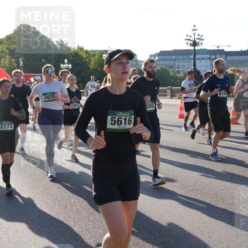07.09.2025 - BARMER Alsterlauf Yannick Fuchs http://msf.ph/oto/8732931 07.09.2025 09:05:53 Laufen 6003, 2773, 3031, 201, 136, 5616, 205, 5477, 6109, 5060, 4641 meine-sportfotos.de