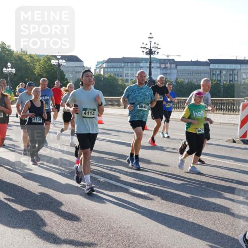 07.09.2025 - BARMER Alsterlauf Yannick Fuchs http://msf.ph/oto/8732976 07.09.2025 09:05:59 Laufen 6003, 113, 4115, 4114, 4108, 5646, 300, 6302, 626 meine-sportfotos.de