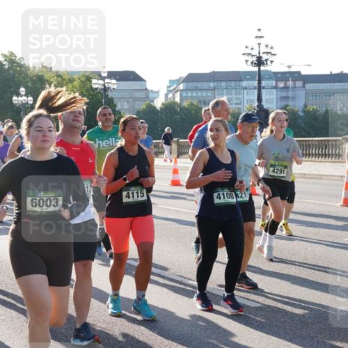07.09.2025 - BARMER Alsterlauf Yannick Fuchs http://msf.ph/oto/8732991 07.09.2025 09:06:01 Laufen 4466, 5371, 6003, 4115, 4108, 4211, 4291, 2915 meine-sportfotos.de