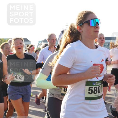 07.09.2025 - BARMER Alsterlauf Yannick Fuchs http://msf.ph/oto/8733043 07.09.2025 09:06:22 Laufen 36, 8349, 452, 36, 580, 8182 meine-sportfotos.de