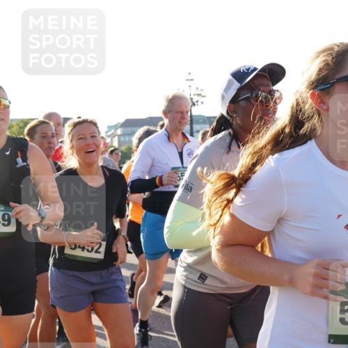 07.09.2025 - BARMER Alsterlauf Yannick Fuchs http://msf.ph/oto/8733046 07.09.2025 09:06:22 Laufen 36, 8349, 0452, 24, 36, 580 meine-sportfotos.de