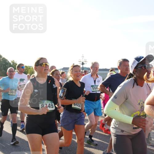 07.09.2025 - BARMER Alsterlauf Yannick Fuchs http://msf.ph/oto/8733051 07.09.2025 09:06:23 Laufen 521, 54, 5105, 3010, 586, 8249, 0452, 558 meine-sportfotos.de