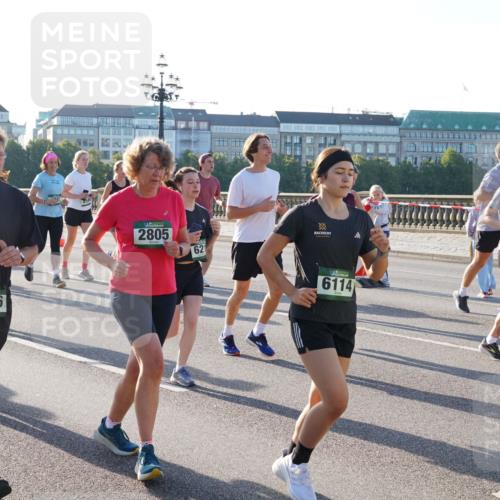 07.09.2025 - BARMER Alsterlauf Yannick Fuchs http://msf.ph/oto/8733089 07.09.2025 09:06:27 Laufen 3021, 8106, 2805, 621, 6114, 2933 meine-sportfotos.de