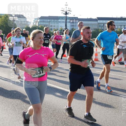 07.09.2025 - BARMER Alsterlauf Yannick Fuchs http://msf.ph/oto/8733174 07.09.2025 09:06:32 Laufen 8301, 4467, 3613, 4096, 2001, 36, 2637, 37, 24, 5746 meine-sportfotos.de