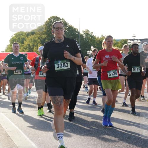 07.09.2025 - BARMER Alsterlauf Yannick Fuchs http://msf.ph/oto/8733386 07.09.2025 09:06:52 Laufen 4459, 3424, 3383, 4410, 5138, 5175, 652, 4152, 5547 meine-sportfotos.de