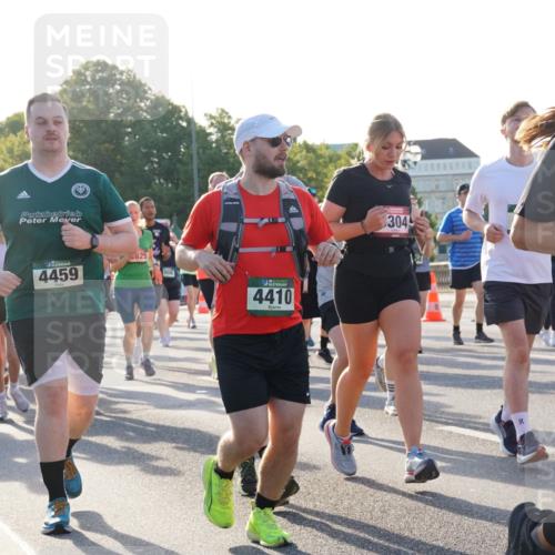 07.09.2025 - BARMER Alsterlauf Yannick Fuchs http://msf.ph/oto/8733411 07.09.2025 09:06:55 Laufen 825, 4459, 4410, 304, 2847 meine-sportfotos.de