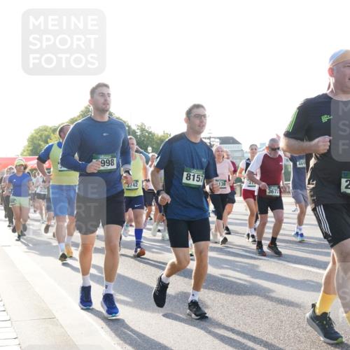 07.09.2025 - BARMER Alsterlauf Yannick Fuchs http://msf.ph/oto/8733644 07.09.2025 09:07:08 Laufen 998, 3742, 8157, 139, 3672, 4, 469, 2493 meine-sportfotos.de
