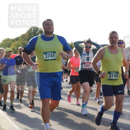 07.09.2025 - BARMER Alsterlauf Yannick Fuchs http://msf.ph/oto/8733667 07.09.2025 09:07:10 Laufen 169, 3741, 2261, 5608, 3742 meine-sportfotos.de