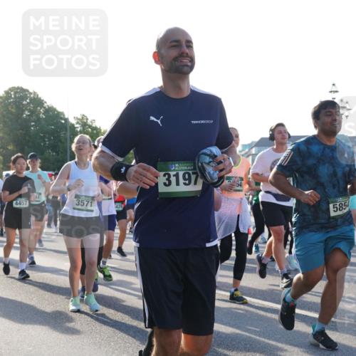 07.09.2025 - BARMER Alsterlauf Yannick Fuchs http://msf.ph/oto/8733743 07.09.2025 09:07:13 Laufen 6171, 11, 5877, 4457, 3571, 429, 36, 3197, 5854, 264, 60 meine-sportfotos.de