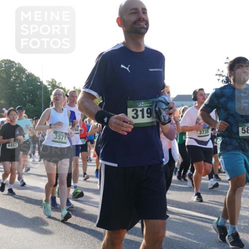 07.09.2025 - BARMER Alsterlauf Yannick Fuchs http://msf.ph/oto/8733747 07.09.2025 09:07:13 Laufen 6171, 5877, 4457, 3571, 60, 129, 36, 319, 3, 3735, 5854, 2649 meine-sportfotos.de