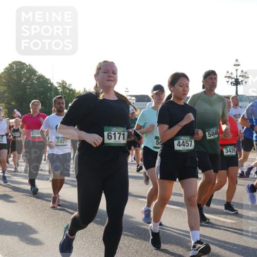 07.09.2025 - BARMER Alsterlauf Yannick Fuchs http://msf.ph/oto/8733797 07.09.2025 09:07:16 Laufen 512, 4519, 2249, 570, 5877, 36, 6171, 5040, 5, 4457, 3429, 3430 meine-sportfotos.de