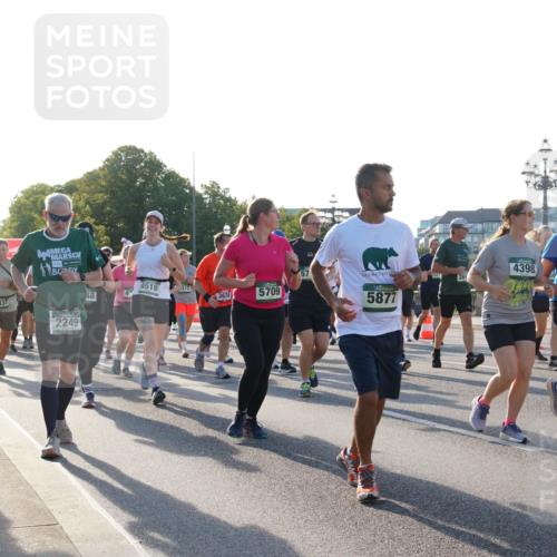 07.09.2025 - BARMER Alsterlauf Yannick Fuchs http://msf.ph/oto/8733826 07.09.2025 09:07:17 Laufen 4437, 2249, 57, 527, 4519, 312, 48, 3674, 5709, 5877, 4398, 2550 meine-sportfotos.de