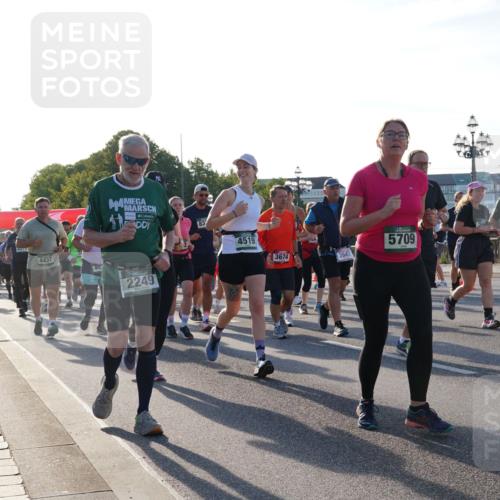 07.09.2025 - BARMER Alsterlauf Yannick Fuchs http://msf.ph/oto/8733845 07.09.2025 09:07:18 Laufen 3550, 4437, 2249, 4519, 29, 5709, 2691, 3674, 3647 meine-sportfotos.de