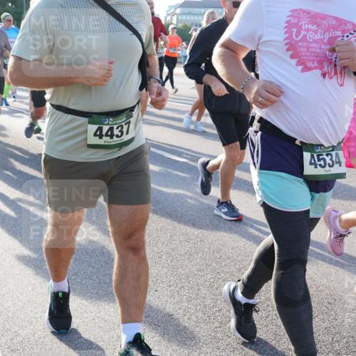 07.09.2025 - BARMER Alsterlauf Yannick Fuchs http://msf.ph/oto/8733875 07.09.2025 09:07:23 Laufen 506, 4071, 882, 36, 4437, 20, 02, 4534, 36, 122 meine-sportfotos.de