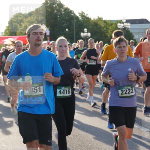 07.09.2025 - BARMER Alsterlauf Yannick Fuchs http://msf.ph/oto/8734095 07.09.2025 09:07:50 Laufen 151, 4415, 4075, 2222, 20, 3292 meine-sportfotos.de