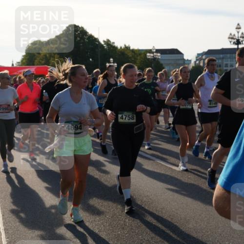 07.09.2025 - BARMER Alsterlauf Yannick Fuchs http://msf.ph/oto/8734143 07.09.2025 09:07:51 Laufen 2995, 4694, 3304, 206, 8149, 075, 4758 meine-sportfotos.de
