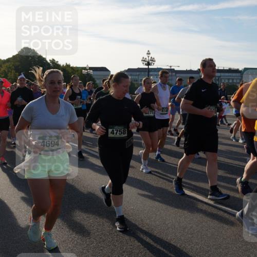 07.09.2025 - BARMER Alsterlauf Yannick Fuchs http://msf.ph/oto/8734178 07.09.2025 09:07:52 Laufen 299, 4694, 3851, 4758, 4075, 8149, 3291 meine-sportfotos.de